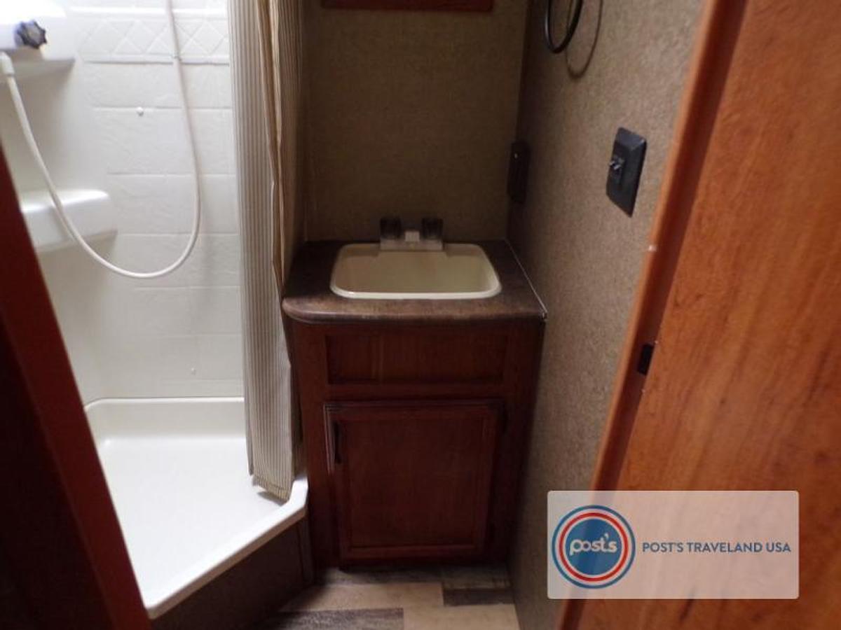 Used Used 2015 Starcraft Travel Star 227CKS