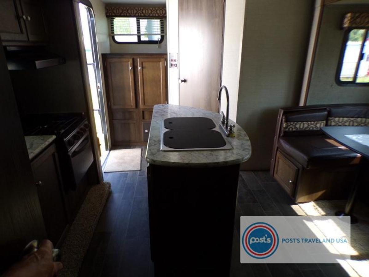 Used Used 2018 Keystone RV Bullet 220RBI