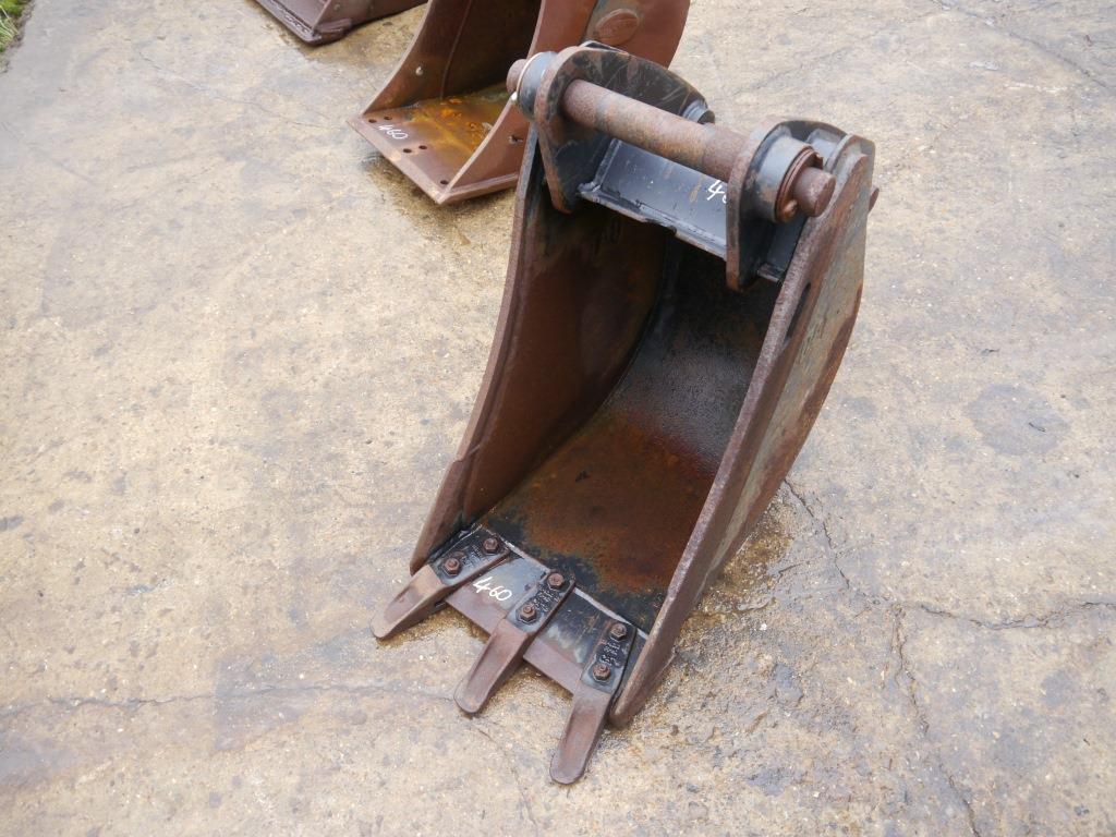 Used CAT 460mm Digger Bucket