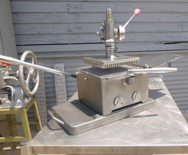 Used Filler, Capsule, Manual, Yih Feng, Mdl B21, Size 0, #S744009