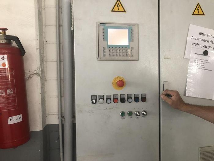 Gebraucht 2009 FAKT Ballenpresse für Wellpappe RP 4050 V