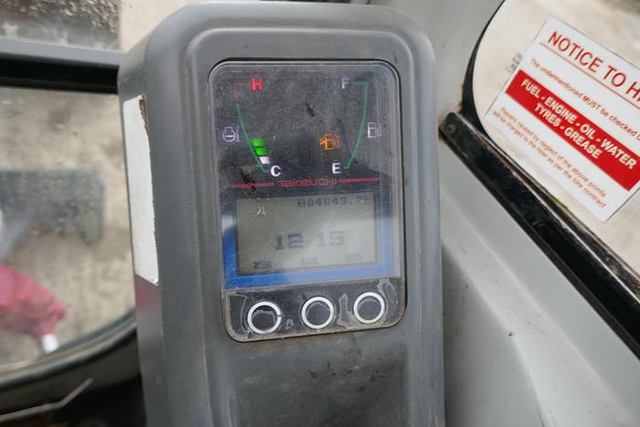 Used 2015 TAKEUCHI TB216