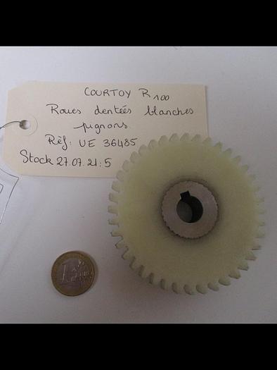 Used COURTOY R100 Roues dentées blanches pignons