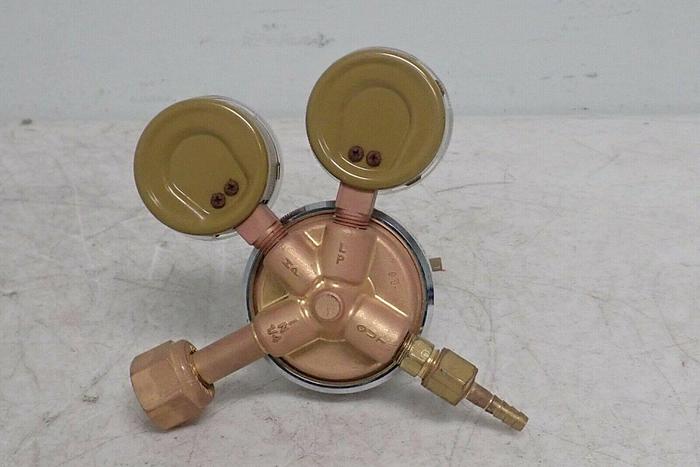 Used Radnor By Harris Model 25-100 PSIG Gas Regulator