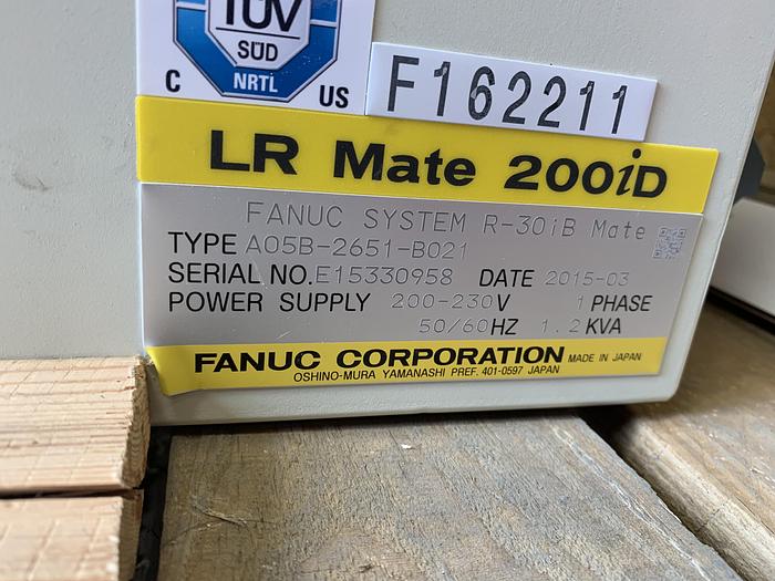 Used FANUC LR MATE 200iD/7H 5 AXIS CNC ROBOT WITH LR MATE R30iB CONTROLLER