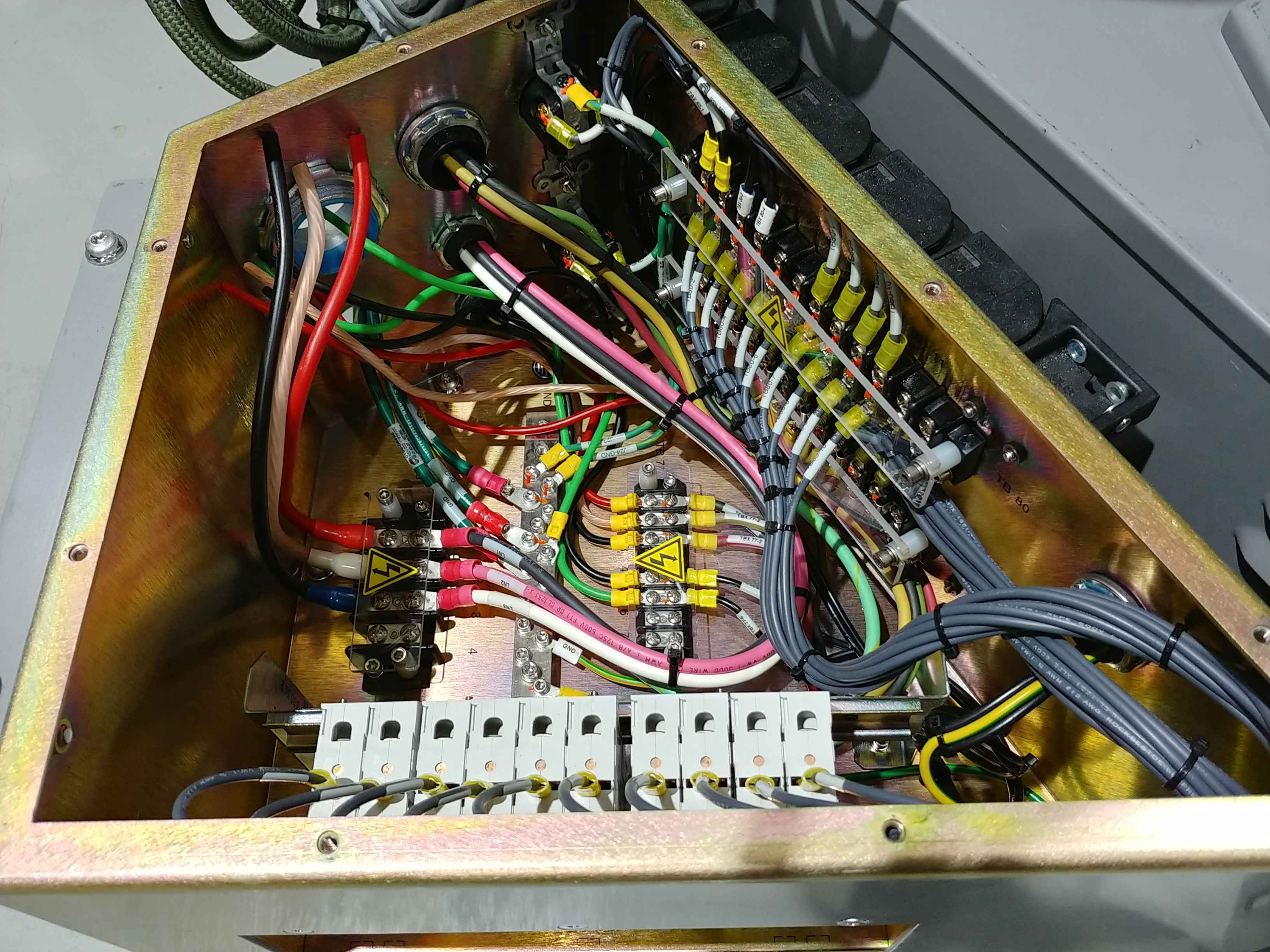 Used AMAT Ultima X Chamber