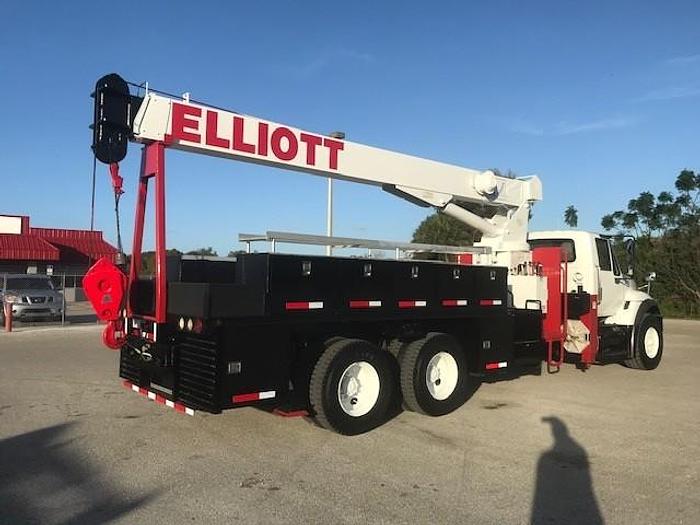 Used 2007 International 7500 Elliott 1860F 18 Ton Crane Truck - C04510
