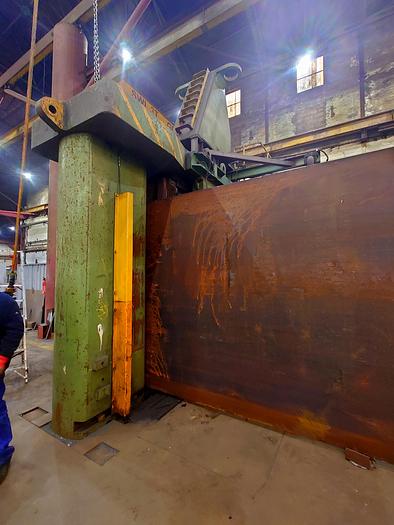 Used 2000 ton Vertical Plate Bender, Hugh Smith