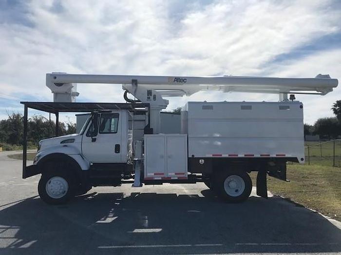 Used 2006 International 7300 Altec LRV-58 63ft Forestry Bucket Truck - C89011