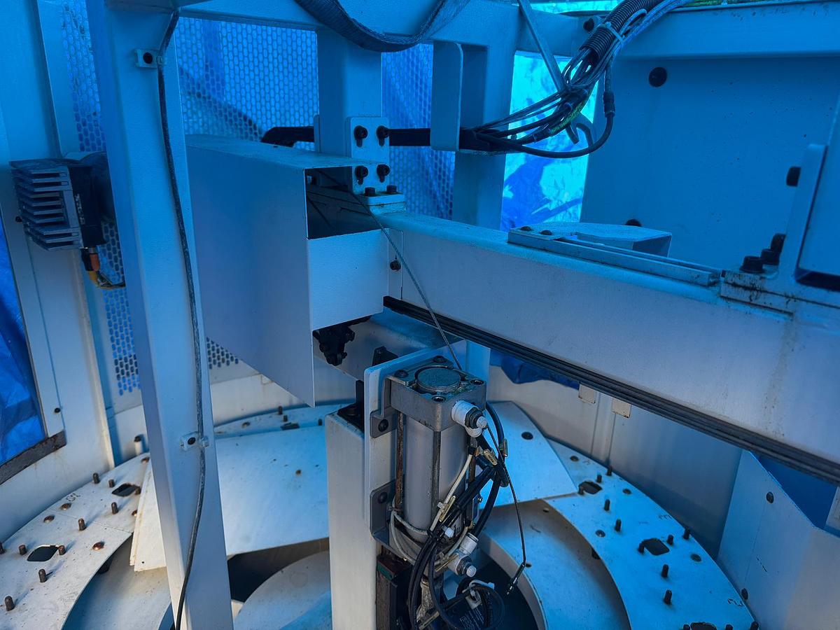 Gebraucht Ersatzteilträger MIKRON HSM 400 U