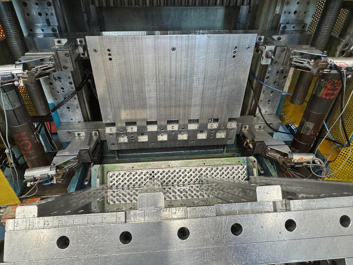 Gebraucht Production Line for Radiators