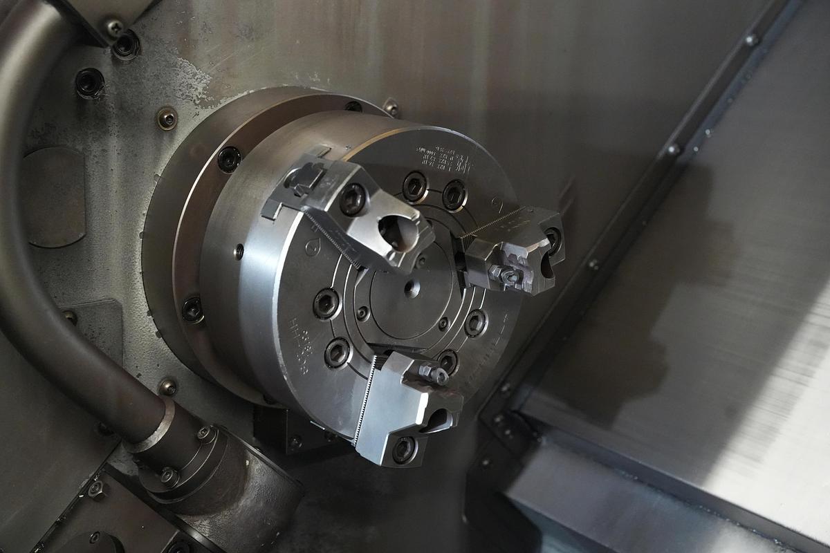 Gebraucht 2007 DOOSAN PUMA 240 MB