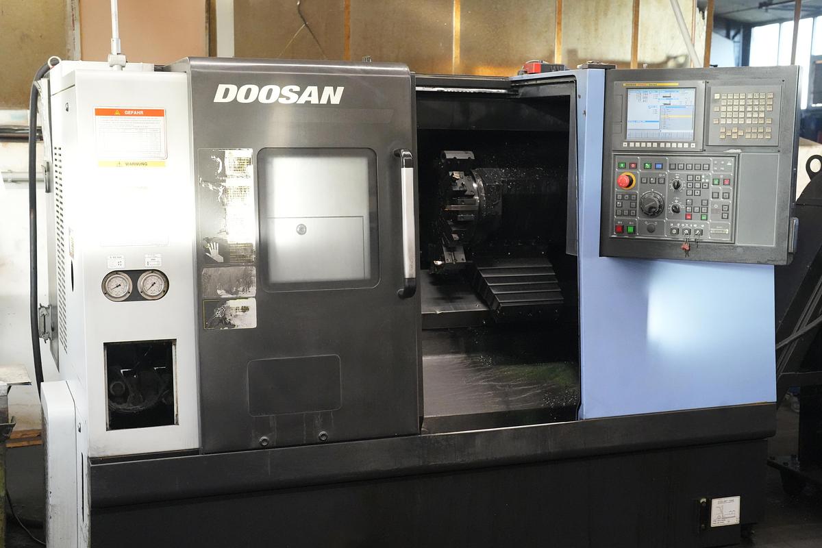 Gebraucht 2014 DOOSAN LYNX 220 MA