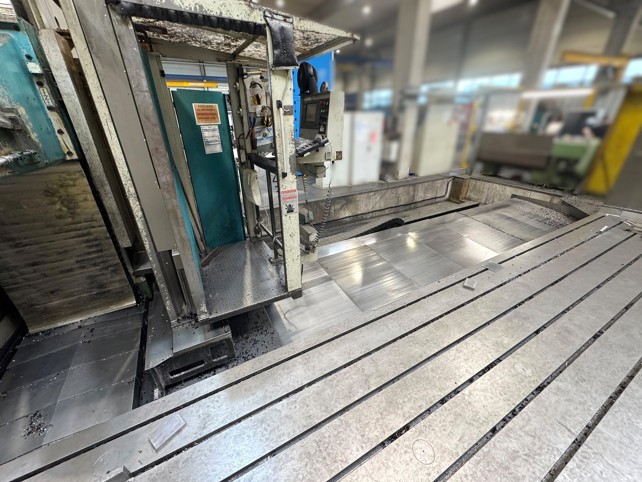 Gebraucht 2002 ANAYAK HVM 8000