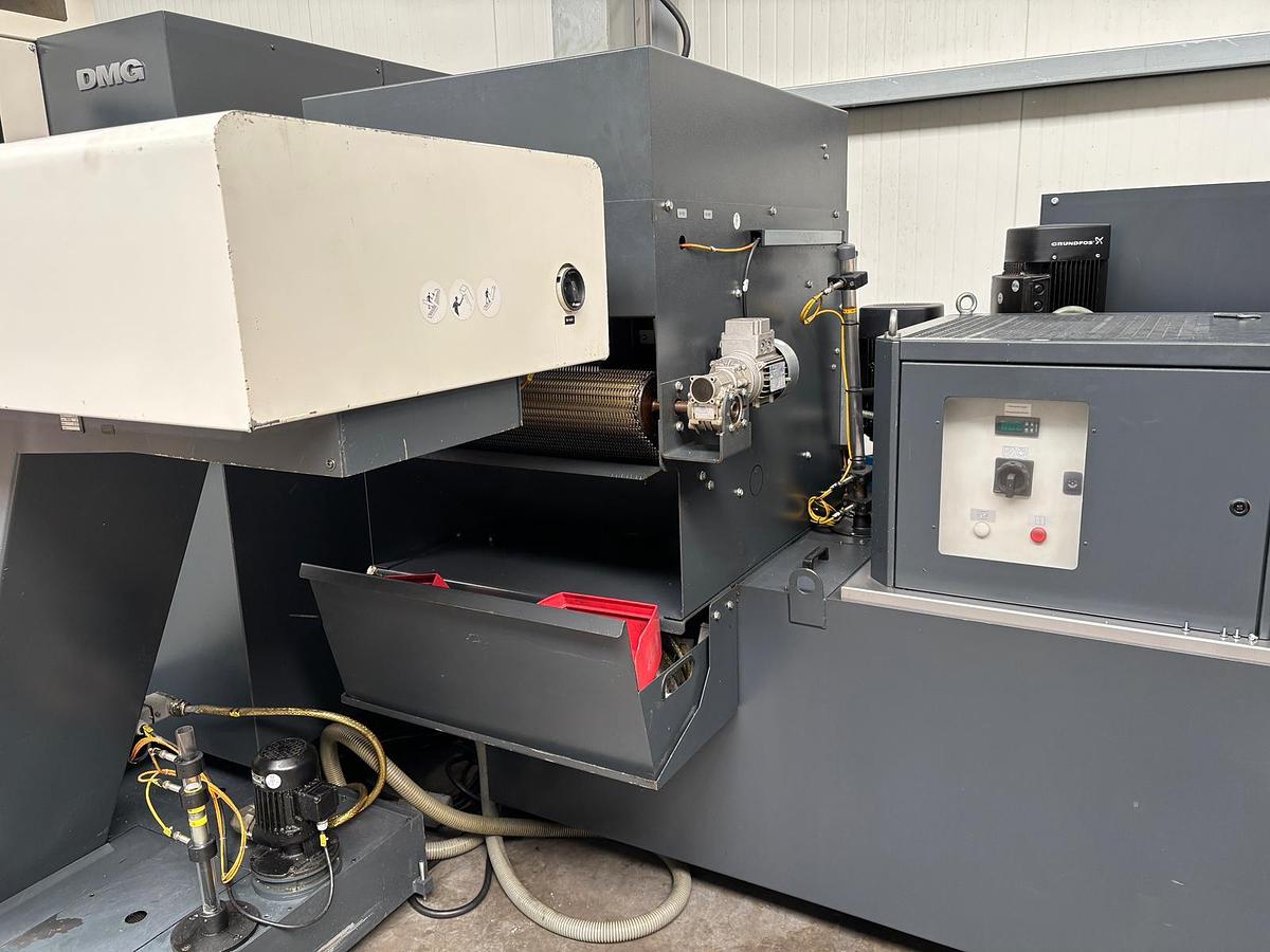 Gebraucht 2011 DMG GILDEMEISTER CTX beta 1250 TC