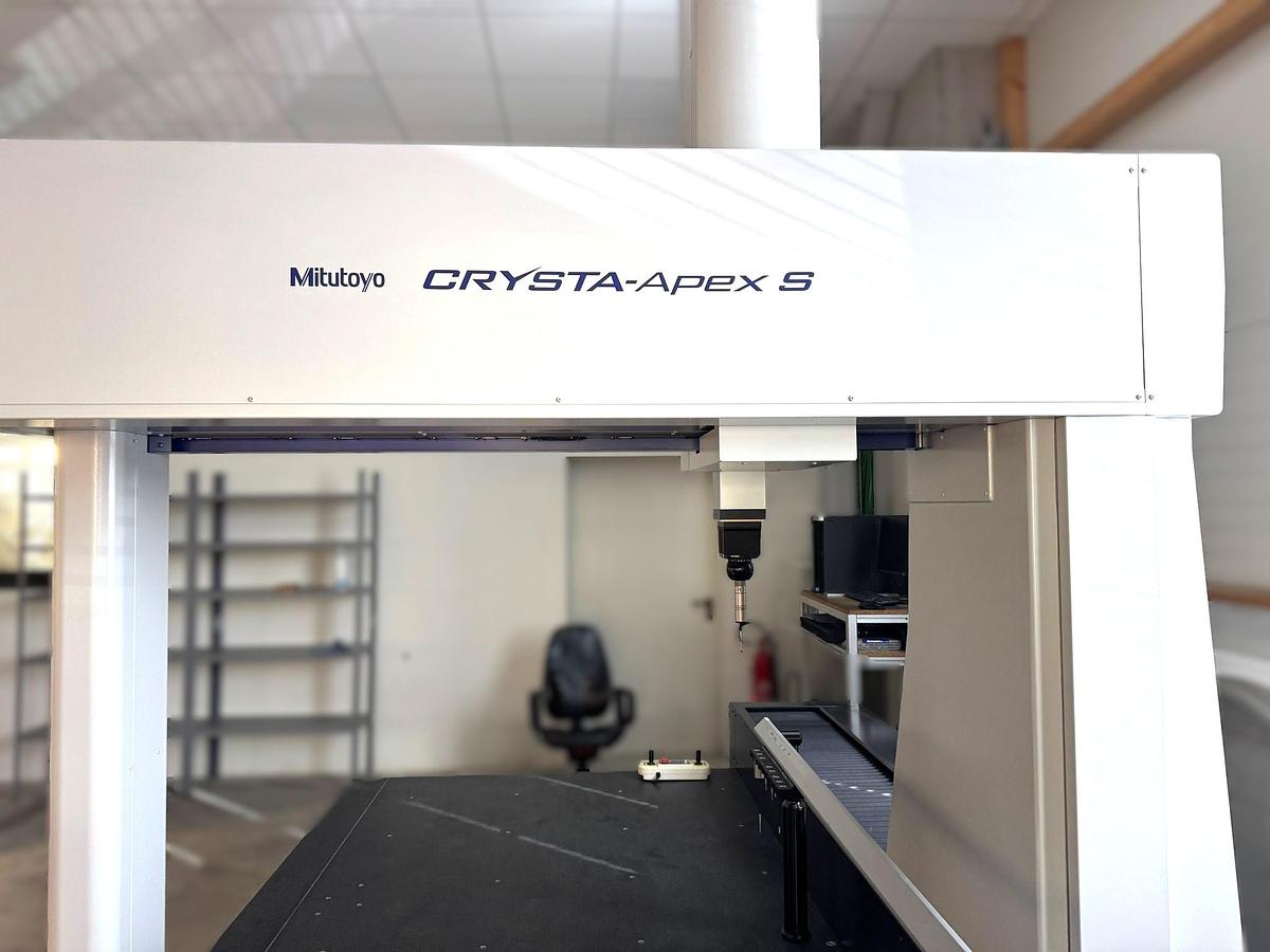 Gebraucht 2014 MITUTOYO Crysta-Apex S123010