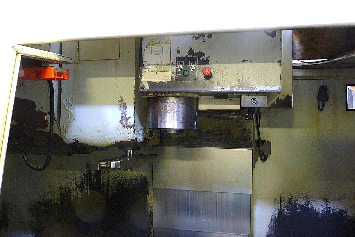 Gebraucht HURCO VMX 40