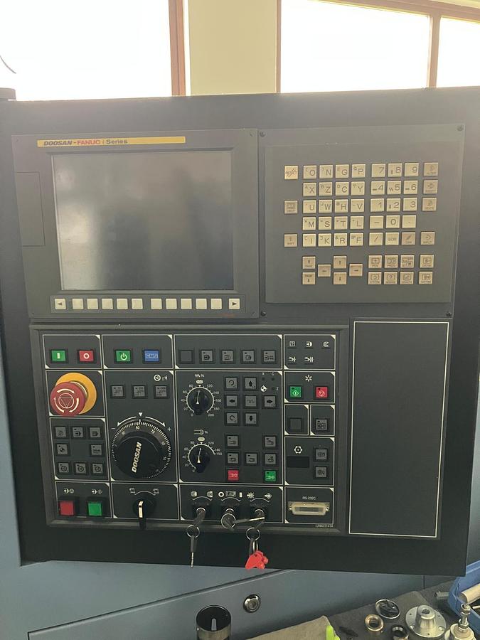 Gebraucht 2011 DOOSAN LYNX 220 LMA