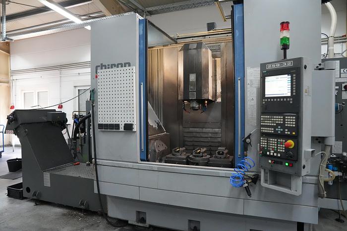 Gebraucht 2007 CHIRON Mill 800