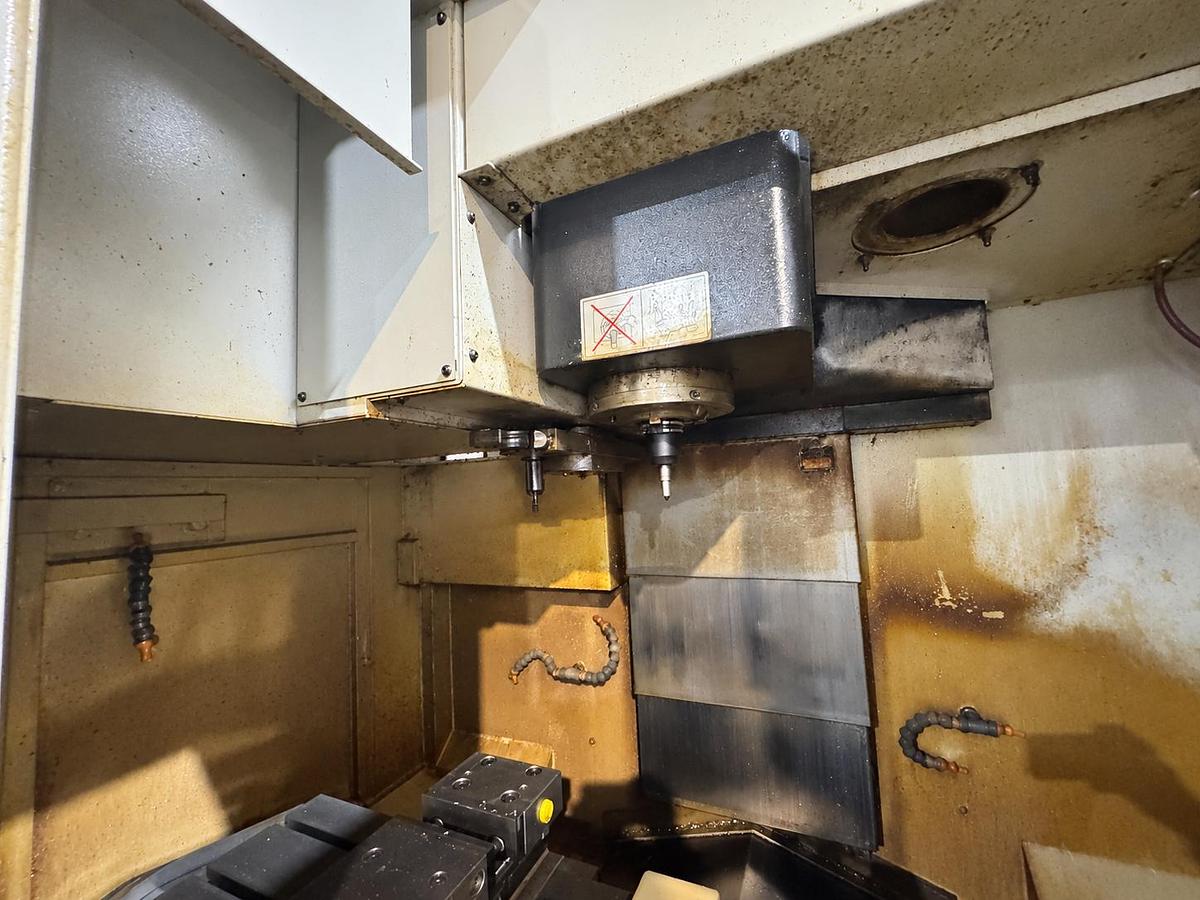 Gebraucht 2004 MAZAK VCN-410A