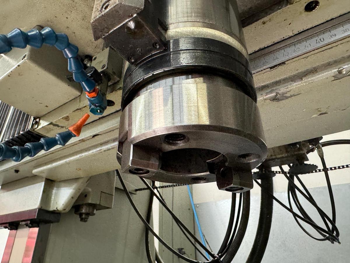 Gebraucht HAUSER M5-CNC