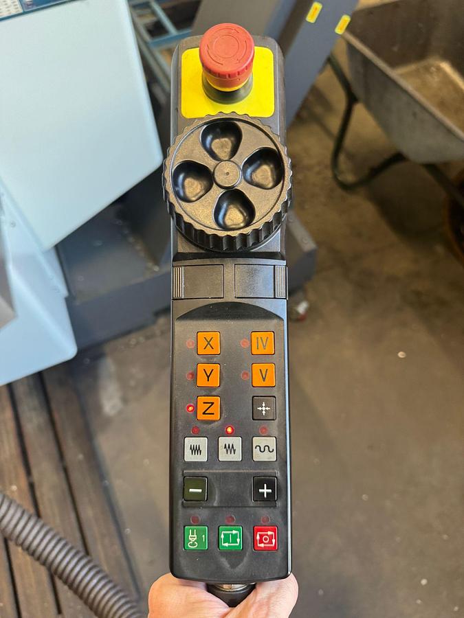 Gebraucht 2016 MTcut V110-15TH