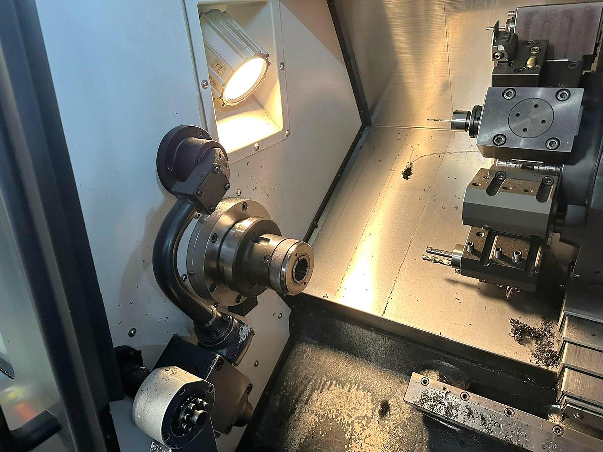 Gebraucht 2011 DOOSAN LYNX 220 LMA