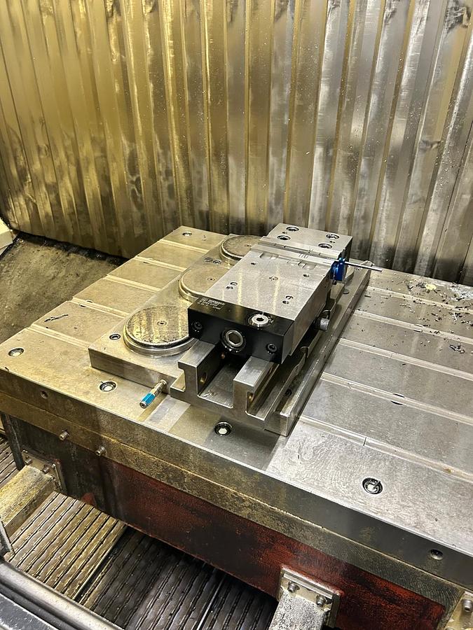 Gebraucht 2007 MAZAK VTC 300C II
