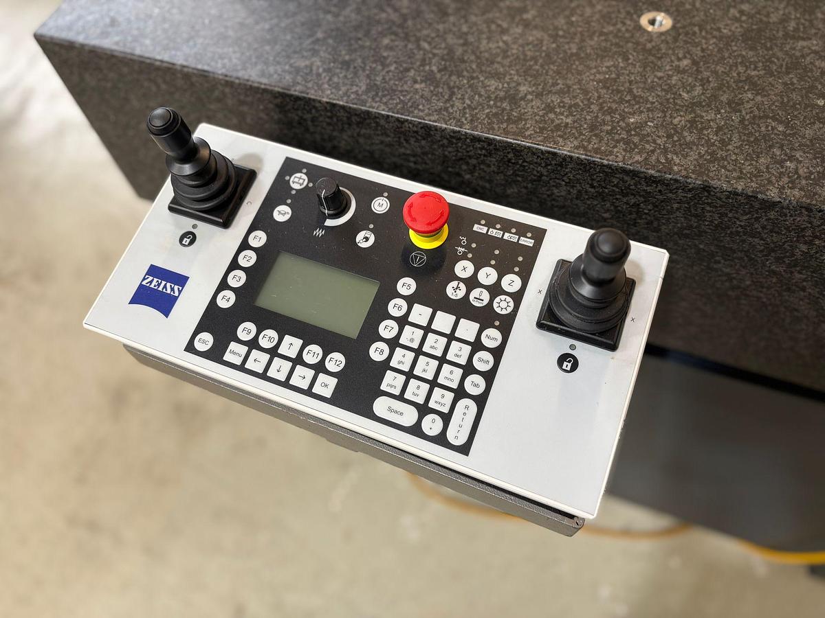 Gebraucht 1998 ZEISS ECLIPSE 700 CNC