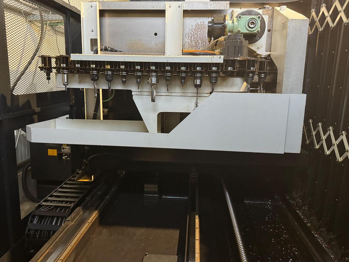 Gebraucht 2006 MAZAK VTC 300C II
