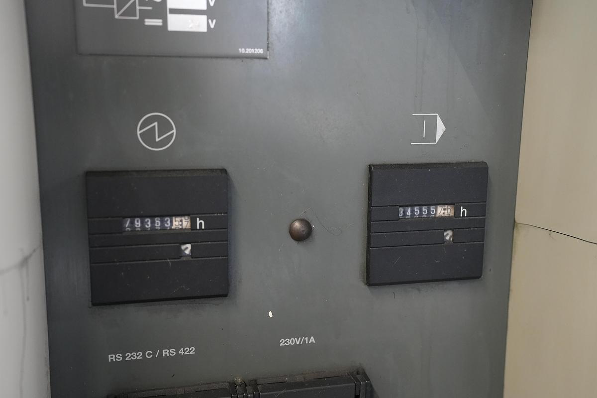 Gebraucht 2002 DECKEL-MAHO DMU 100 T