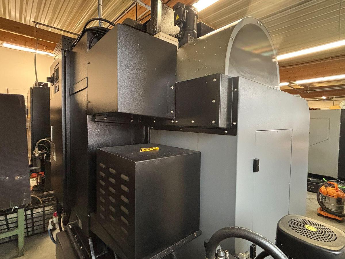 Gebraucht 2019 HURCO VM 10 iPLUS