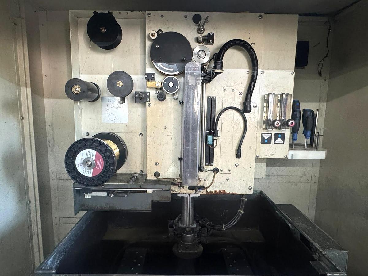 Gebraucht 1998 FANUC a-0C