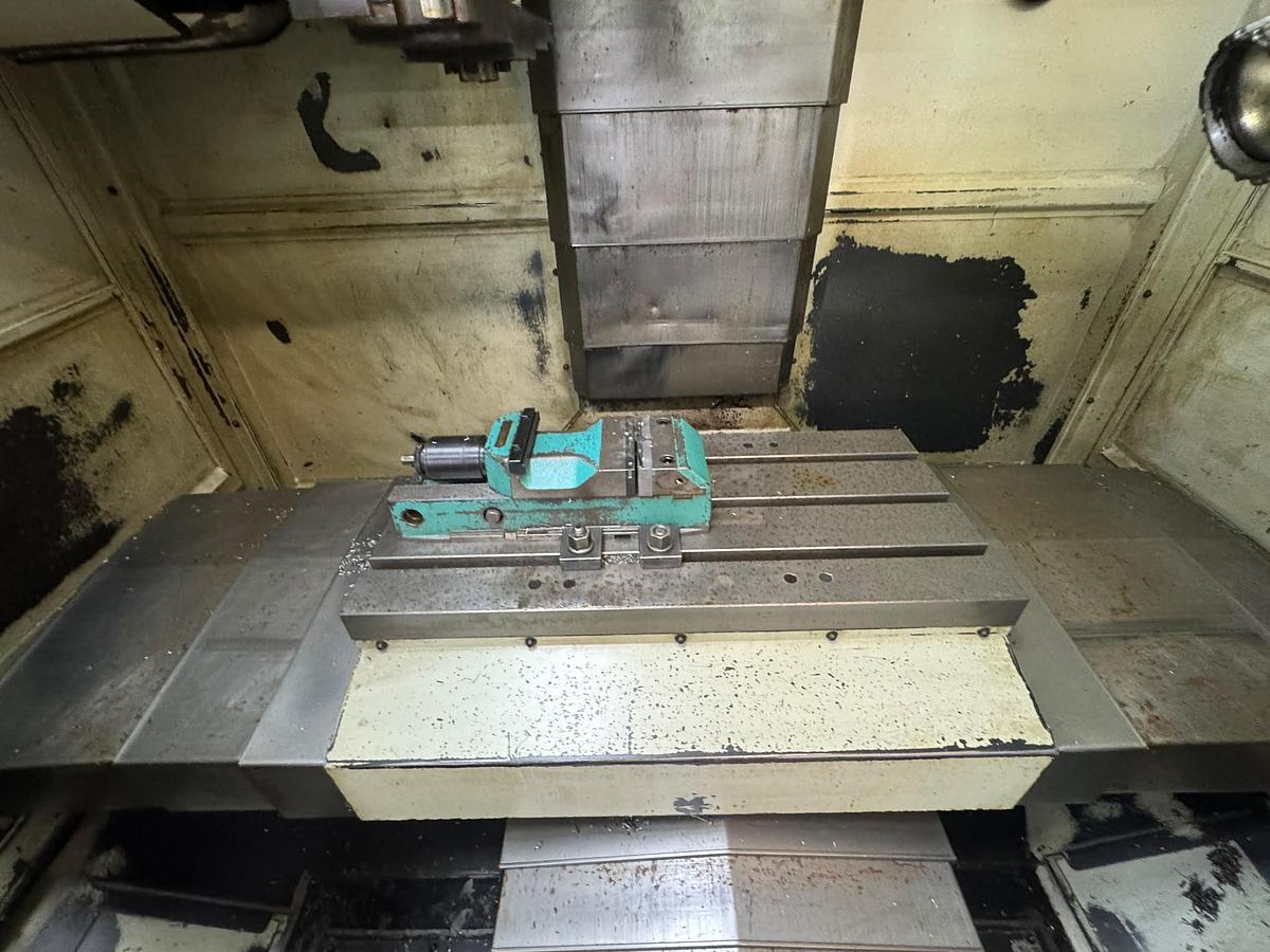 Gebraucht 2007 HURCO VM1