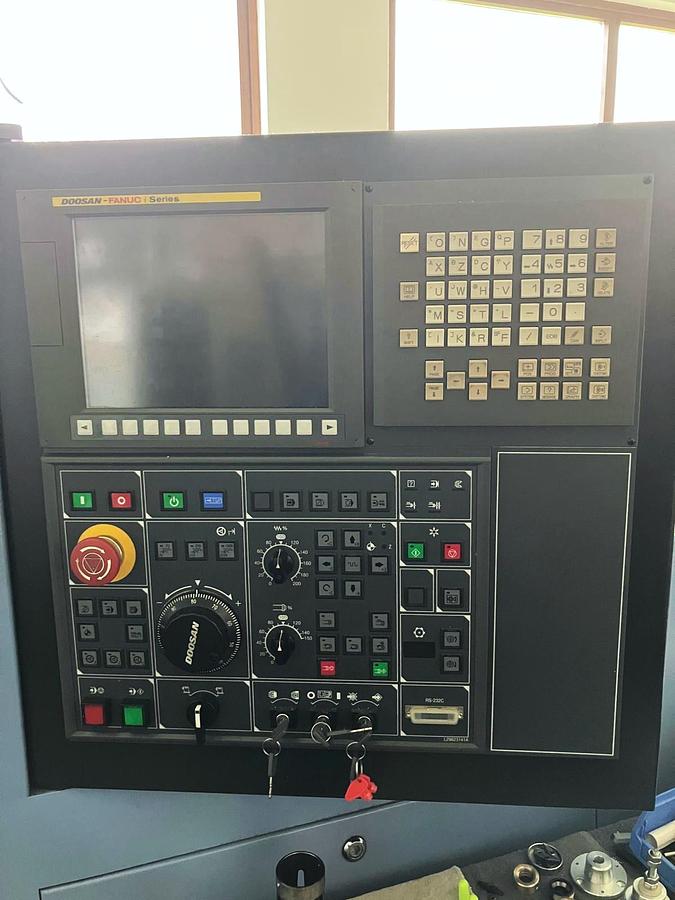 Gebraucht 2011 DOOSAN LYNX 220 LMA