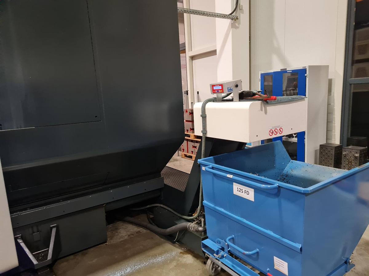 Gebraucht 2010 DECKEL-MAHO DMC 100 H duoBLOCK