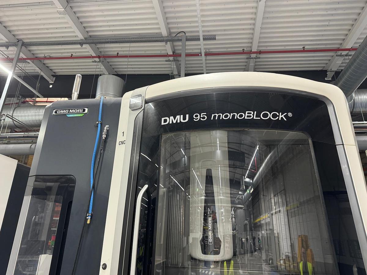 Gebraucht 2023 DMG DMU 95