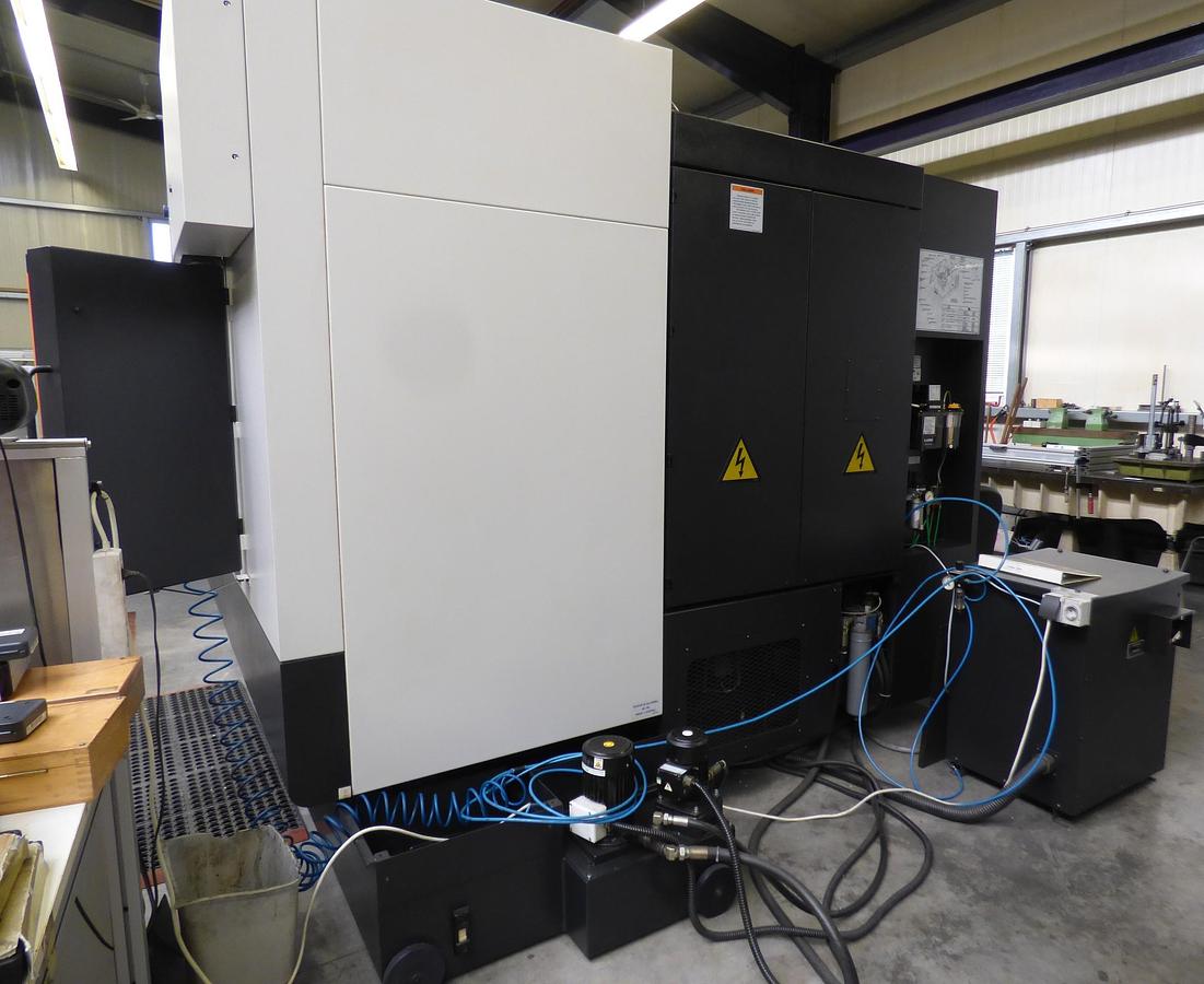 Gebraucht 2004 MAZAK VTC 200 B-II
