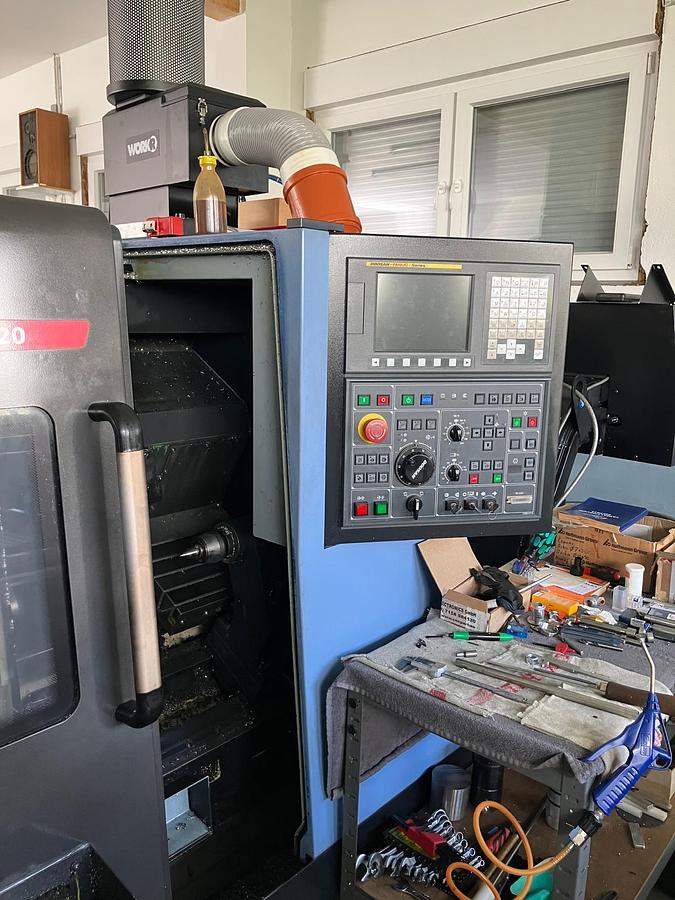 Gebraucht 2011 DOOSAN LYNX 220 LMA