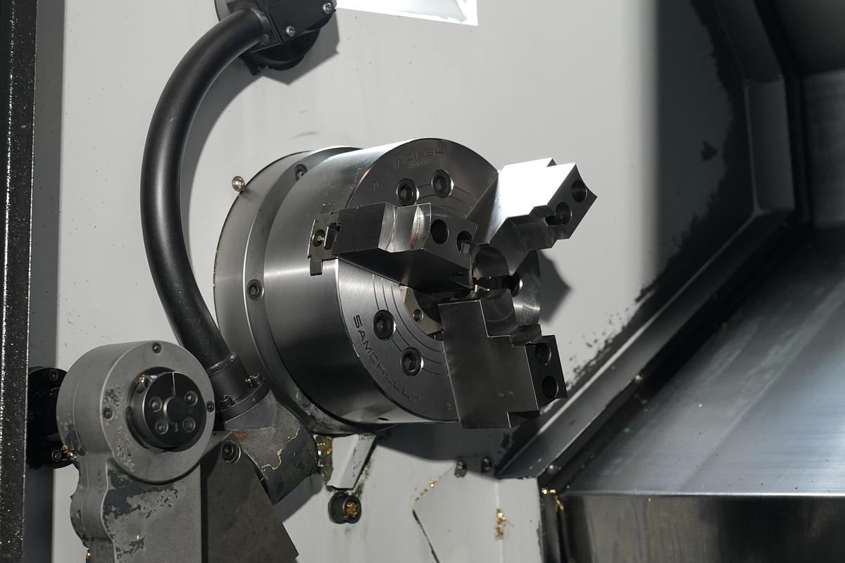 Gebraucht 2016 DOOSAN LYNX 300 M