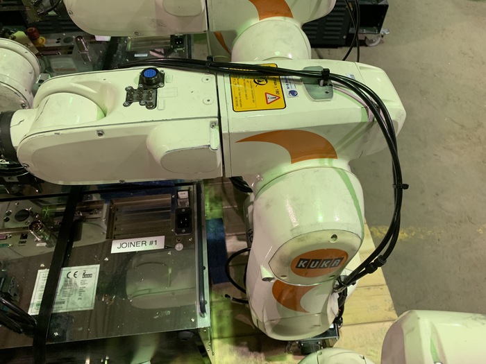 Used KUKA KR 5 SIXX R650 6 AXIS CNC ROBOT