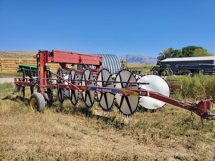 Used 2012 New Holland H5980 Wheel Rake