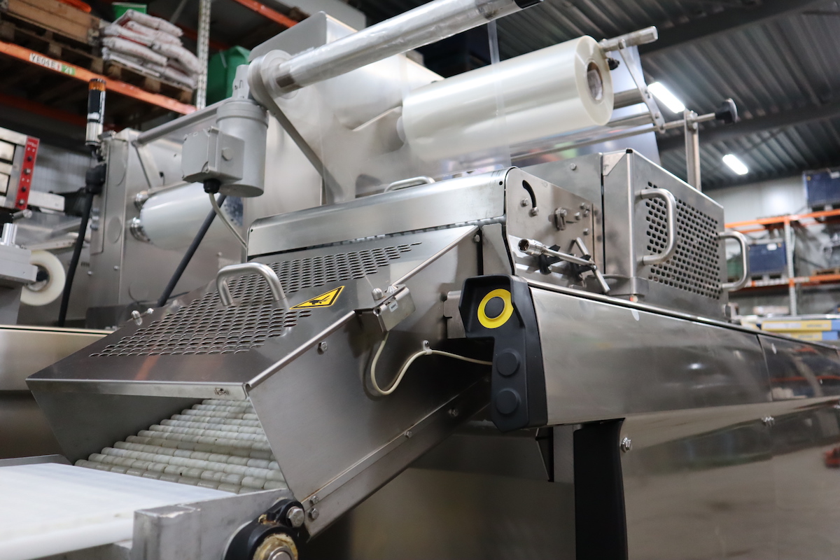 Used Multivac T300 automatic traysealer