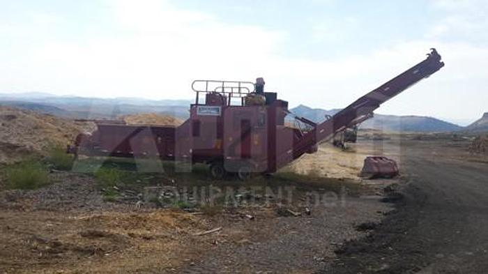 Used 1998 Rotochopper MC166 Horizontal Grinder