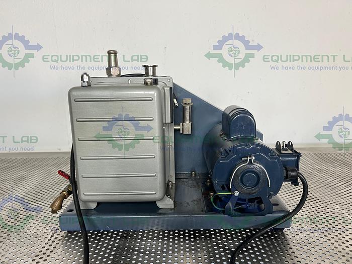 Used Welch  1402N-01 DuoSeal Belt-Driven Rotary Vane Vacuum Pump 115/230V