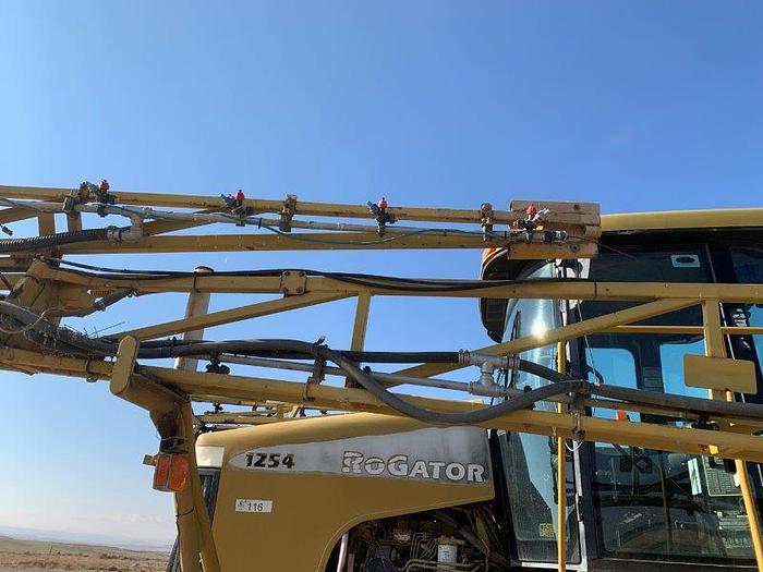 Used 2000 Ag-Chem Rogator 1254