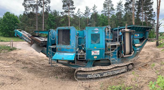 Used 2010 Powerscreen Metrotrak 900 x 600