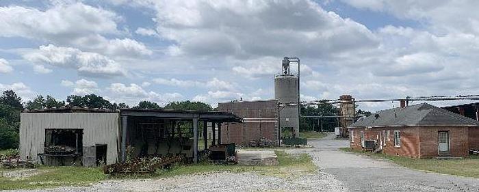 Used COMPLETE LUMBER WOODWORKING FACILITY