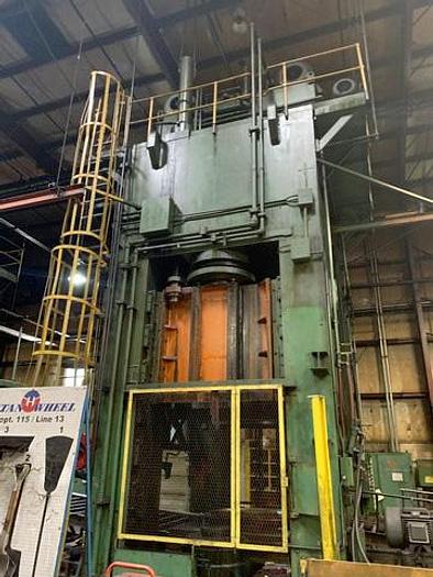 Used 4000 Ton Danly Hydraulic Press