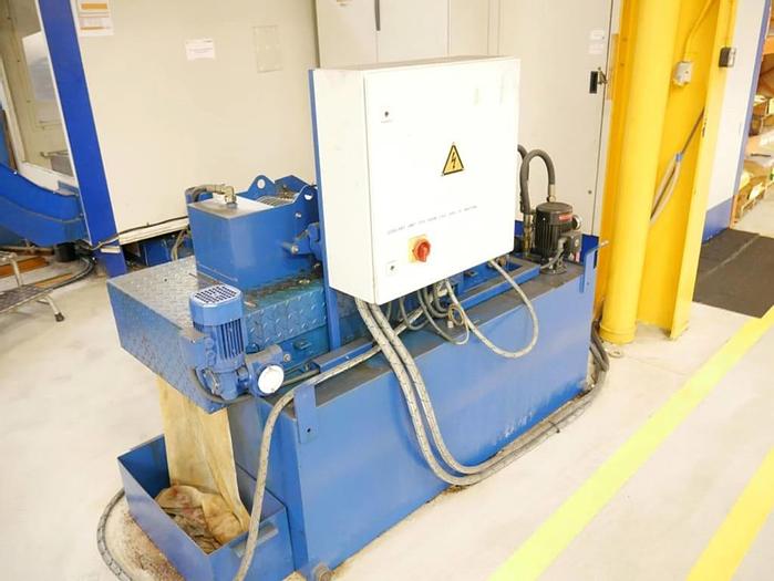 Usato FRESATRICE A BANCO FISSO SORALUCE TA-25 AUTOMATIC